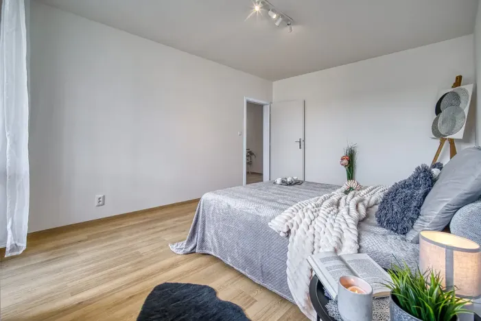 Pronájem bytu 2+1, Klášterec nad Ohří - Miřetice u Klášterce nad Ohří, Jana Ámose Komenského, 60 m2