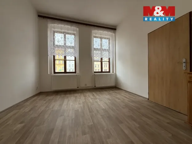 Pronájem bytu 3+1, Jablonec nad Nisou, Dolní náměstí, 80 m2