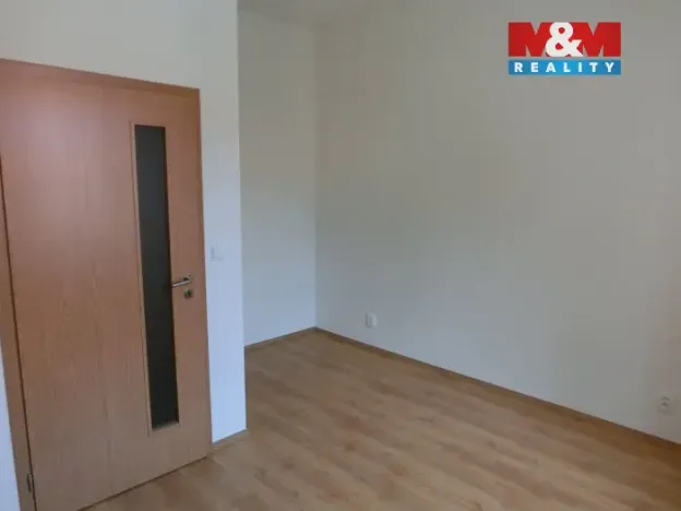 Pronájem bytu 1+kk, Mladá Boleslav - Mladá Boleslav I, Staroměstské náměstí, 22 m2