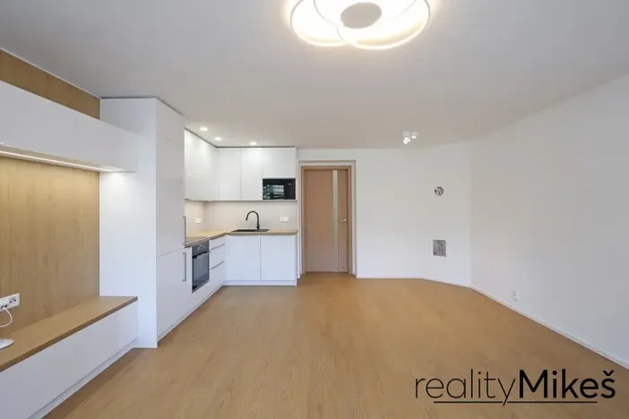 Pronájem bytu 2+kk, Liberec, Šafaříkova, 57 m2