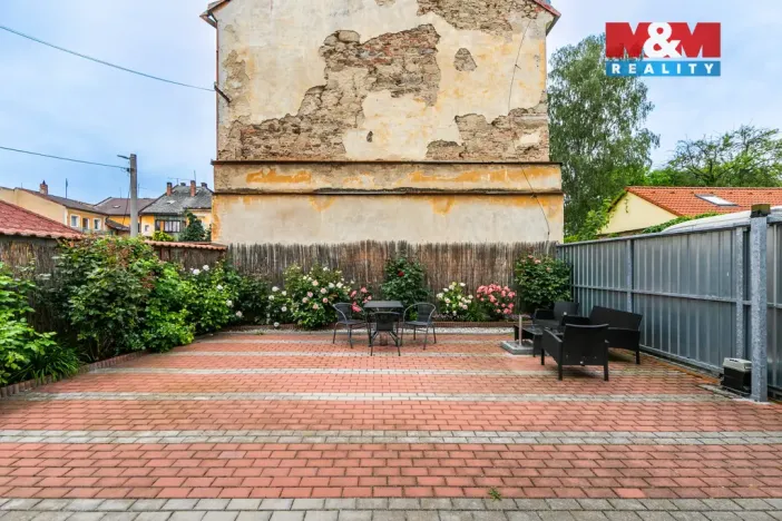 Pronájem obchodního prostoru, Bor, náměstí Republiky, 85 m2