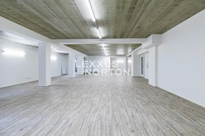 Pronájem kanceláře, Praha - Smíchov, Nad Bertramkou, 130 m2