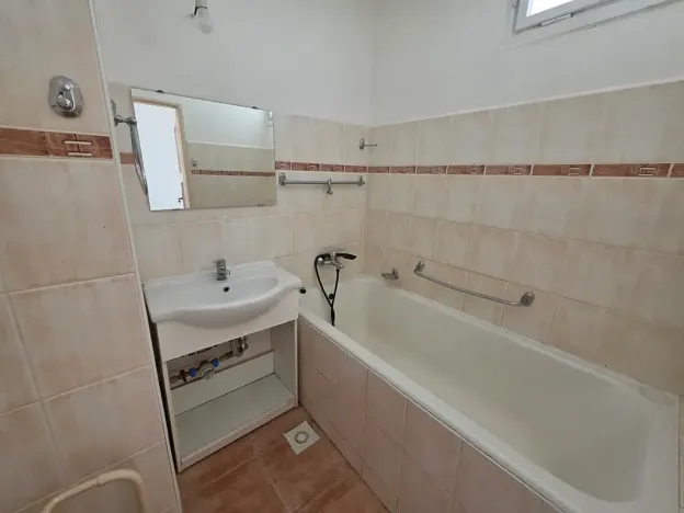 Prodej bytu 3+1, Znojmo, 28. října, 57 m2