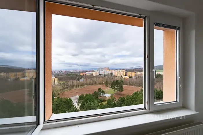 Pronájem bytu 2+1, Chomutov, Kamenný vrch, 58 m2