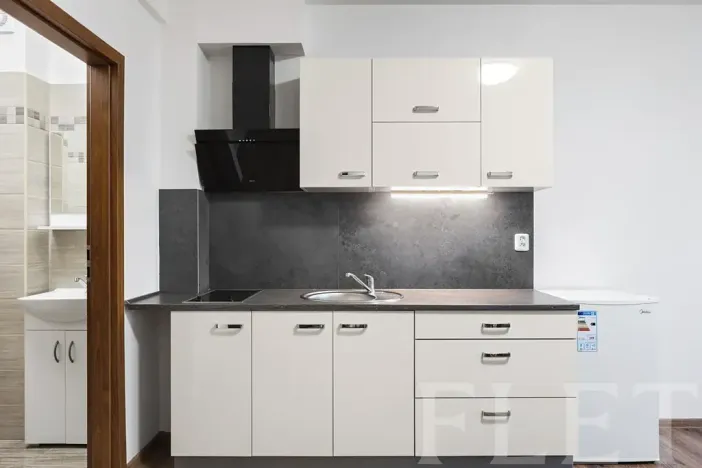 Prodej bytu 1+kk, Praha - Hloubětín, Kukelská, 23 m2