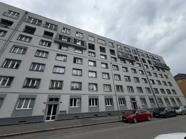 Pronájem bytu 2+kk, Praha - Libeň, Chlumčanského, 95 m2