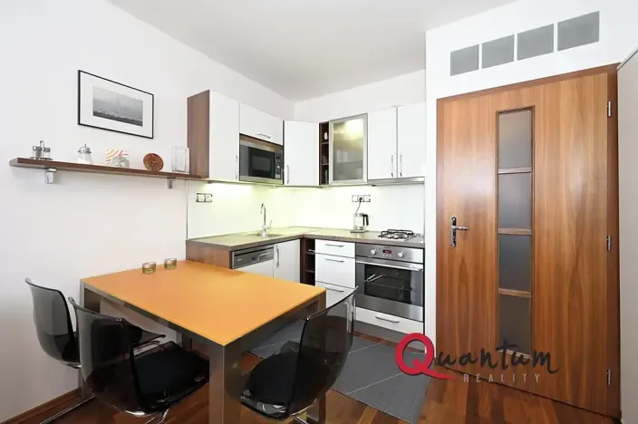 Pronájem bytu 1+kk, Praha - Záběhlice, Jahodová, 25 m2