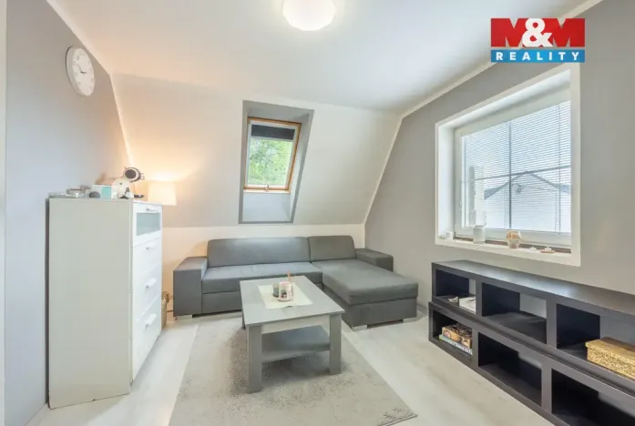 Prodej rodinného domu, Středokluky, V Chaloupkách, 111 m2