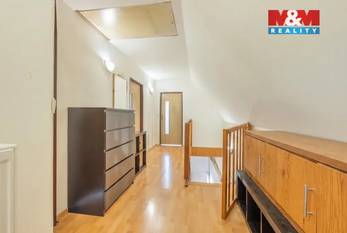 Prodej rodinného domu, Středokluky, V Chaloupkách, 111 m2
