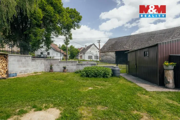 Prodej chaty, Kolinec - Vlčkovice, 41 m2