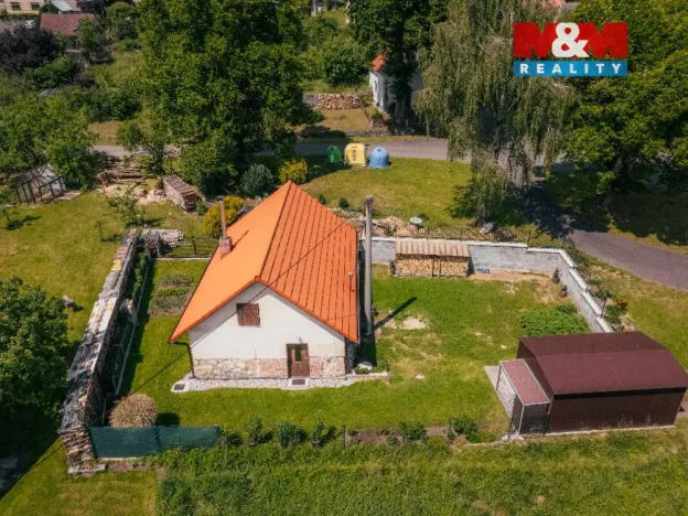 Prodej chaty, Kolinec - Vlčkovice, 41 m2
