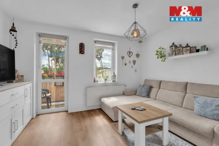 Prodej bytu 3+kk, Luštěnice - Zelená, Lesní, 61 m2
