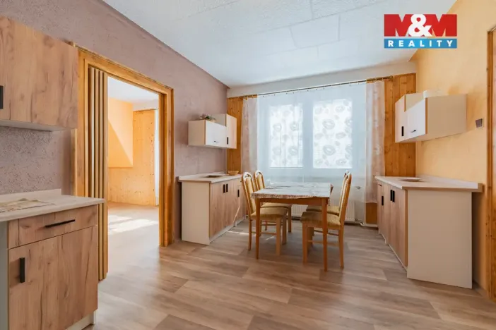 Prodej bytu 3+1, Aš, Nádražní, 65 m2