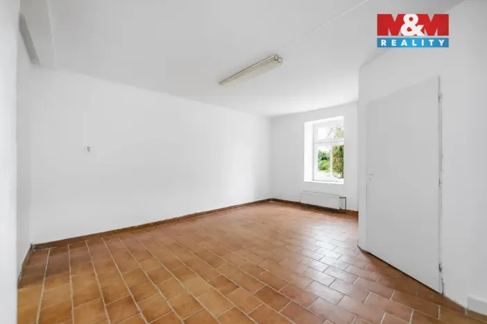 Prodej rodinného domu, Holýšov, náměstí 5. května, 230 m2
