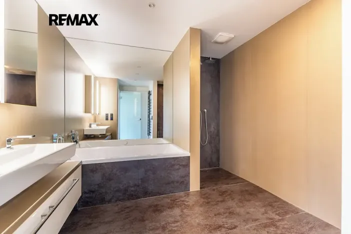 Pronájem bytu 3+kk, Praha - Libeň, Na Korábě, 112 m2