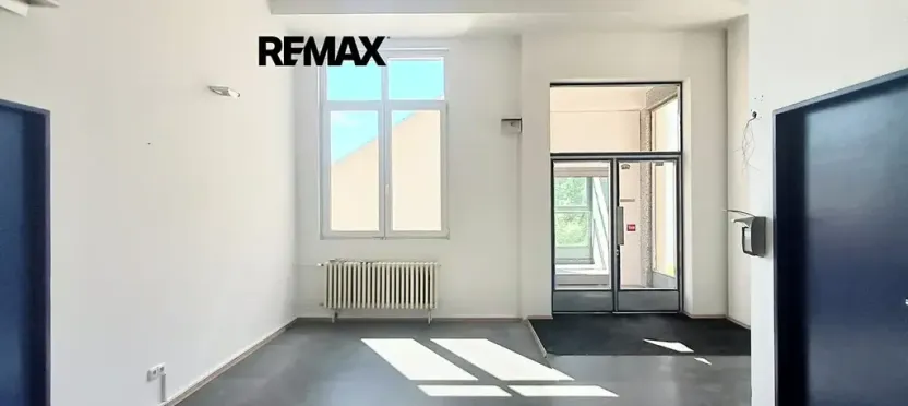 Pronájem kanceláře, Praha - Kobylisy, Horňátecká, 17 m2