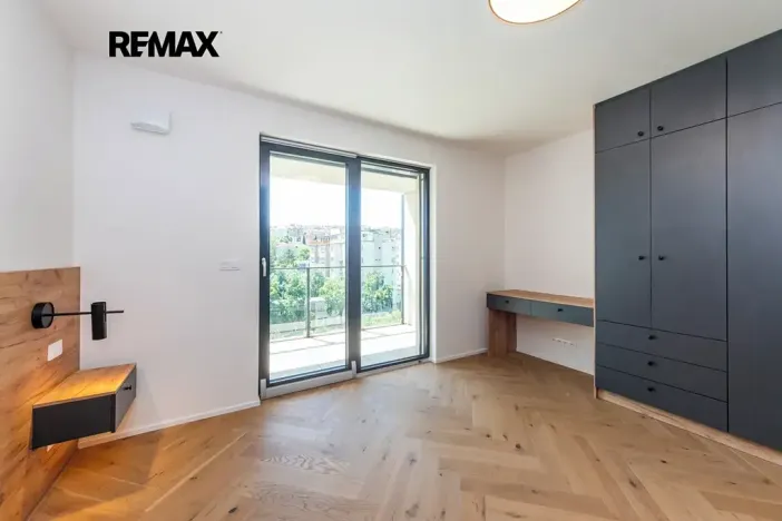 Pronájem bytu 2+kk, Praha - Břevnov, Radimova, 59 m2