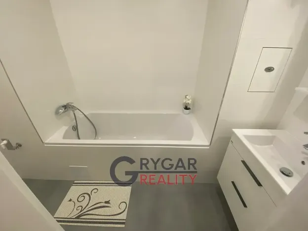 Prodej bytu 3+kk, Praha - Karlín, Sokolovská, 78 m2