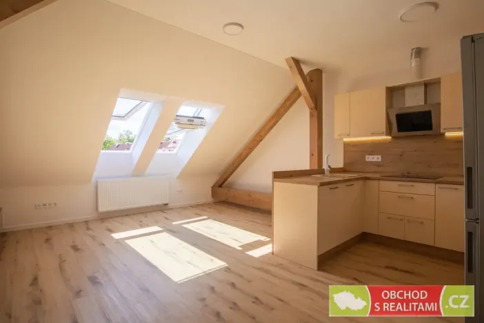 Pronájem bytu 2+kk, Heřmanův Městec, Masarykovo náměstí, 66 m2