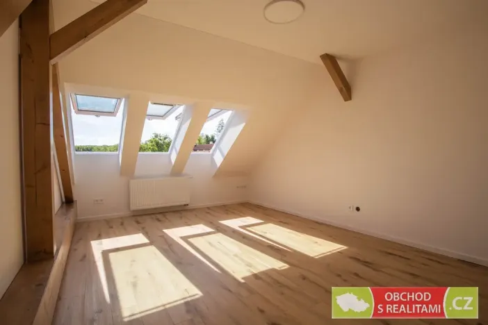 Pronájem bytu 2+kk, Heřmanův Městec, Masarykovo náměstí, 66 m2