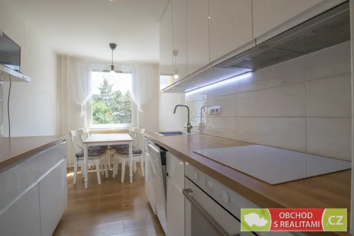 Pronájem bytu 3+1, Praha - Háje, Květnového vítězství, 77 m2