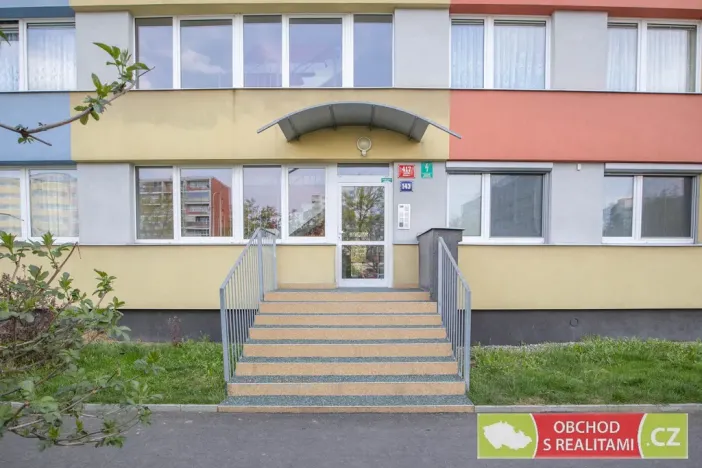 Prodej bytu 2+kk, Praha - Lhotka, Novodvorská, 41 m2