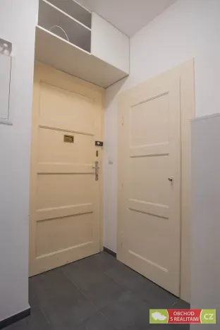 Prodej bytu 2+kk, Praha - Holešovice, U Uranie, 40 m2