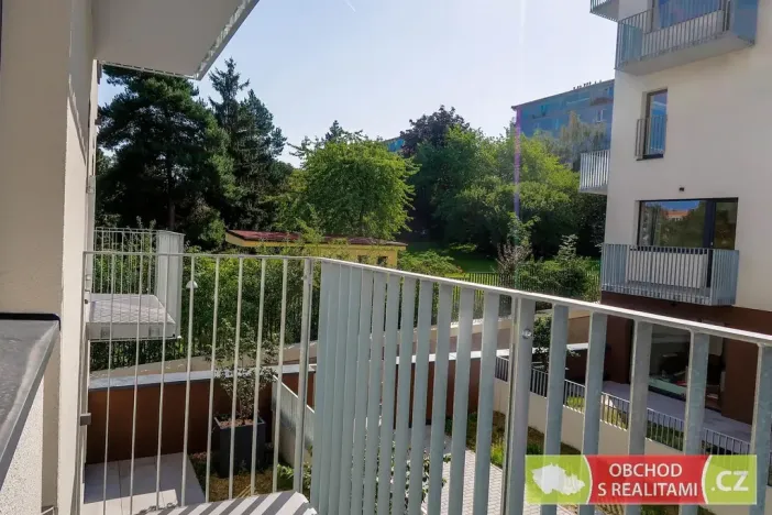 Pronájem bytu 1+kk, Praha - Strašnice, Štěchovická, 45 m2