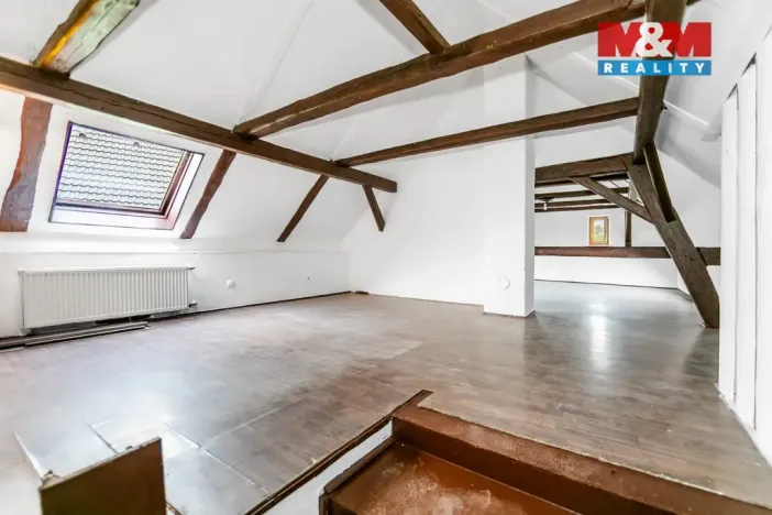 Prodej činžovního domu, Holýšov, náměstí 5. května, 230 m2