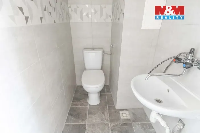 Pronájem bytu 1+kk, Karviná - Mizerov, Borovského, 23 m2