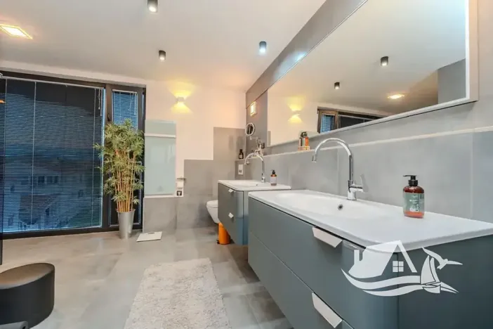 Prodej bytu 4+kk, Privlaka, Chorvatsko, 186 m2