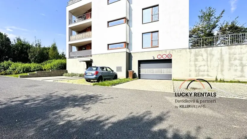 Pronájem bytu 2+kk, Roztoky, Lederova, 52 m2