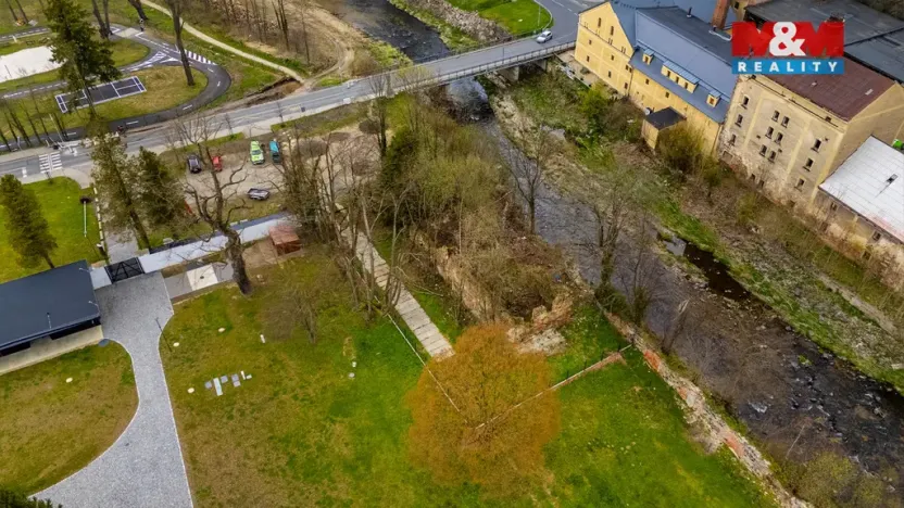 Prodej komerčního pozemku, Frýdlant, 1041 m2