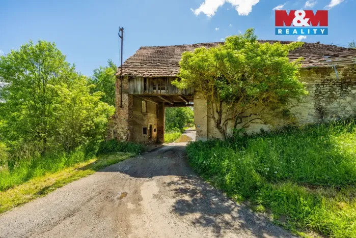 Prodej komerčního pozemku, Neustupov - Jiřetice, 885224 m2