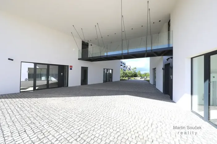 Prodej skladu, Praha - Hlubočepy, Dostalové, 19 m2
