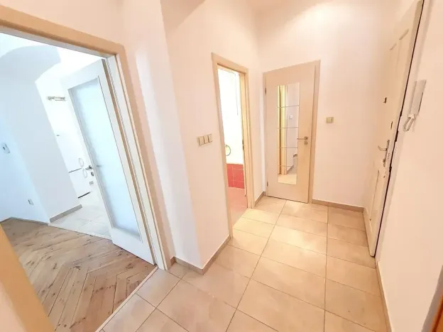 Pronájem bytu 2+kk, Praha - Smíchov, Na Václavce, 49 m2