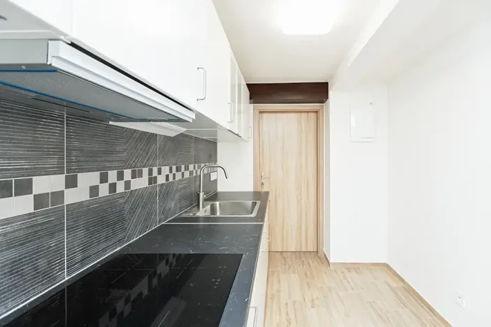 Pronájem bytu 2+kk, Praha, Pod hliništěm, 53 m2