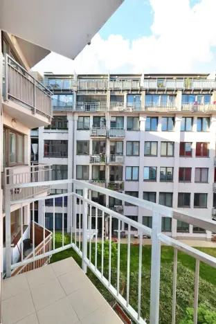 Pronájem bytu 2+kk, Praha - Nusle, Kloboučnická, 50 m2