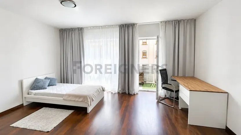 Pronájem bytu 1+kk, Plzeň, Veverkova, 38 m2