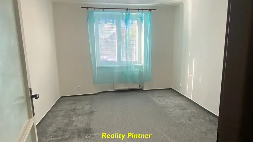 Pronájem bytu 2+1, Příbram, náměstí 17. listopadu, 56 m2
