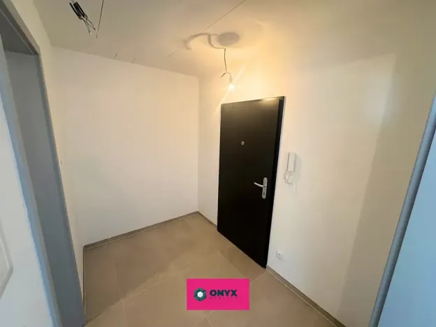Pronájem bytu 2+kk, Šlapanice, Brněnská, 70 m2