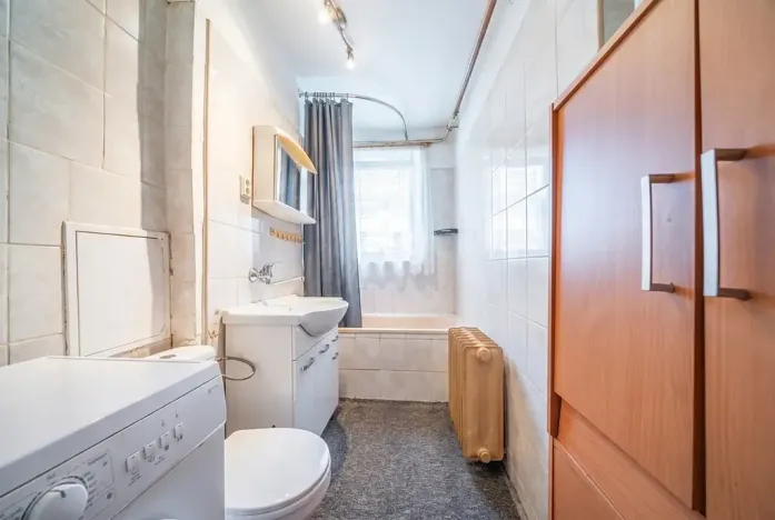 Prodej bytu 3+1, Tmaň, Sídliště, 55 m2