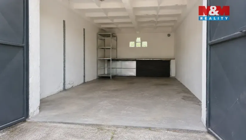 Pronájem garáže, Kladno, U Cihelny, 18 m2