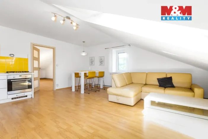Prodej bytu 3+kk, Jeseník, Bezručova, 81 m2