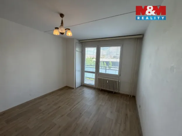 Pronájem bytu 1+kk, Hradec Králové - Třebeš, Hradecká, 35 m2