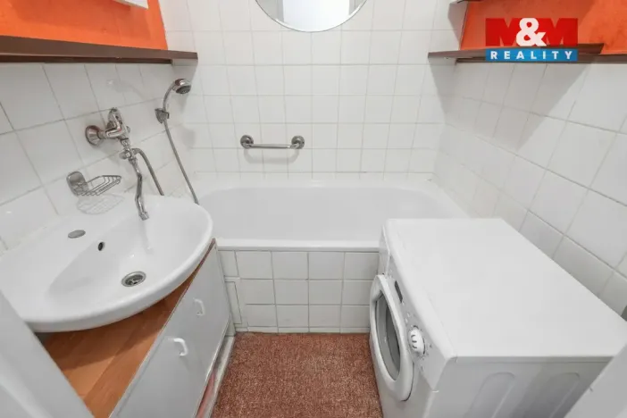 Prodej bytu 2+1, Kladno - Kročehlavy, Pařížská, 63 m2
