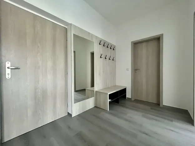 Pronájem bytu 2+kk, Milovice, Kaštanová, 49 m2