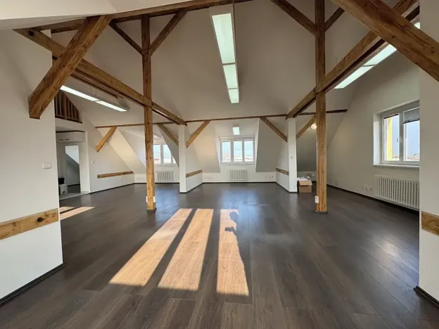 Pronájem kanceláře, Praha - Horní Počernice, Bystrá, 120 m2