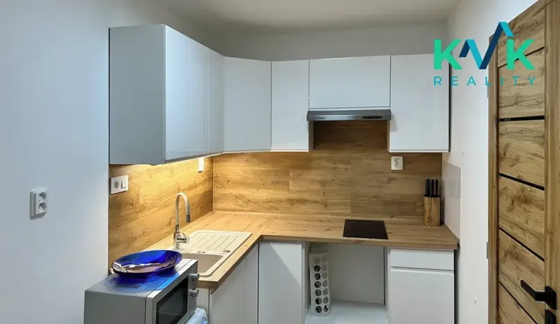 Pronájem bytu 2+kk, Chodov, ČSA, 35 m2