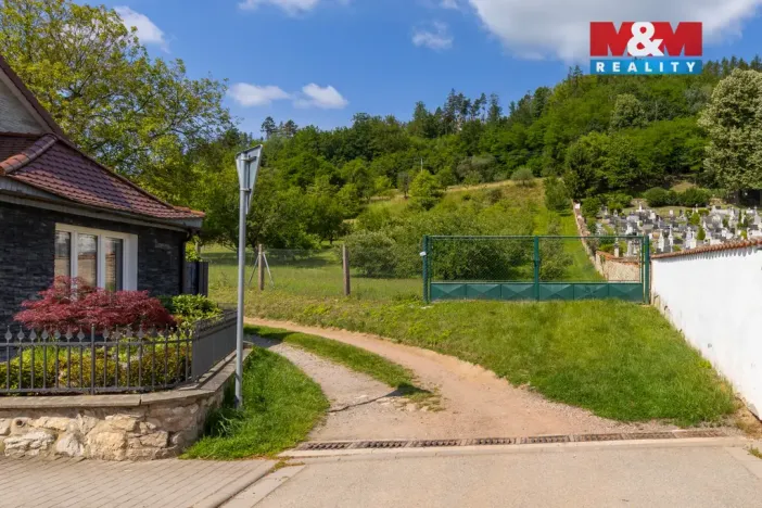 Prodej pozemku pro bydlení, Lomnice, 3601 m2